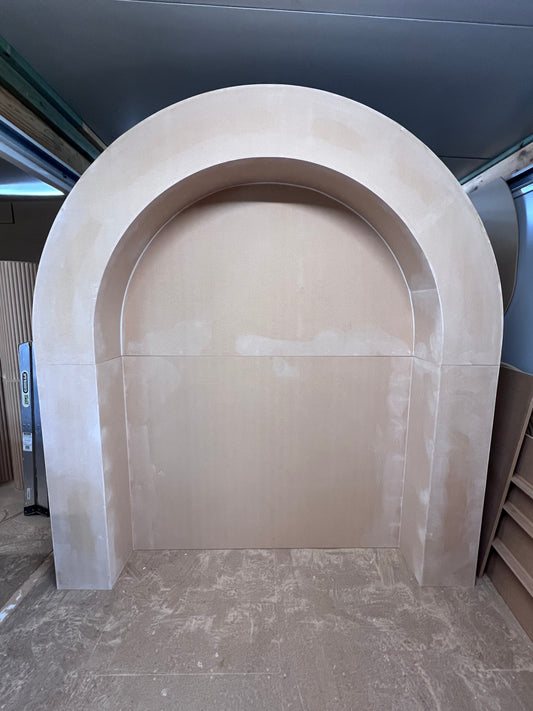 3D arch backdrop plus back panel (Arch top)
