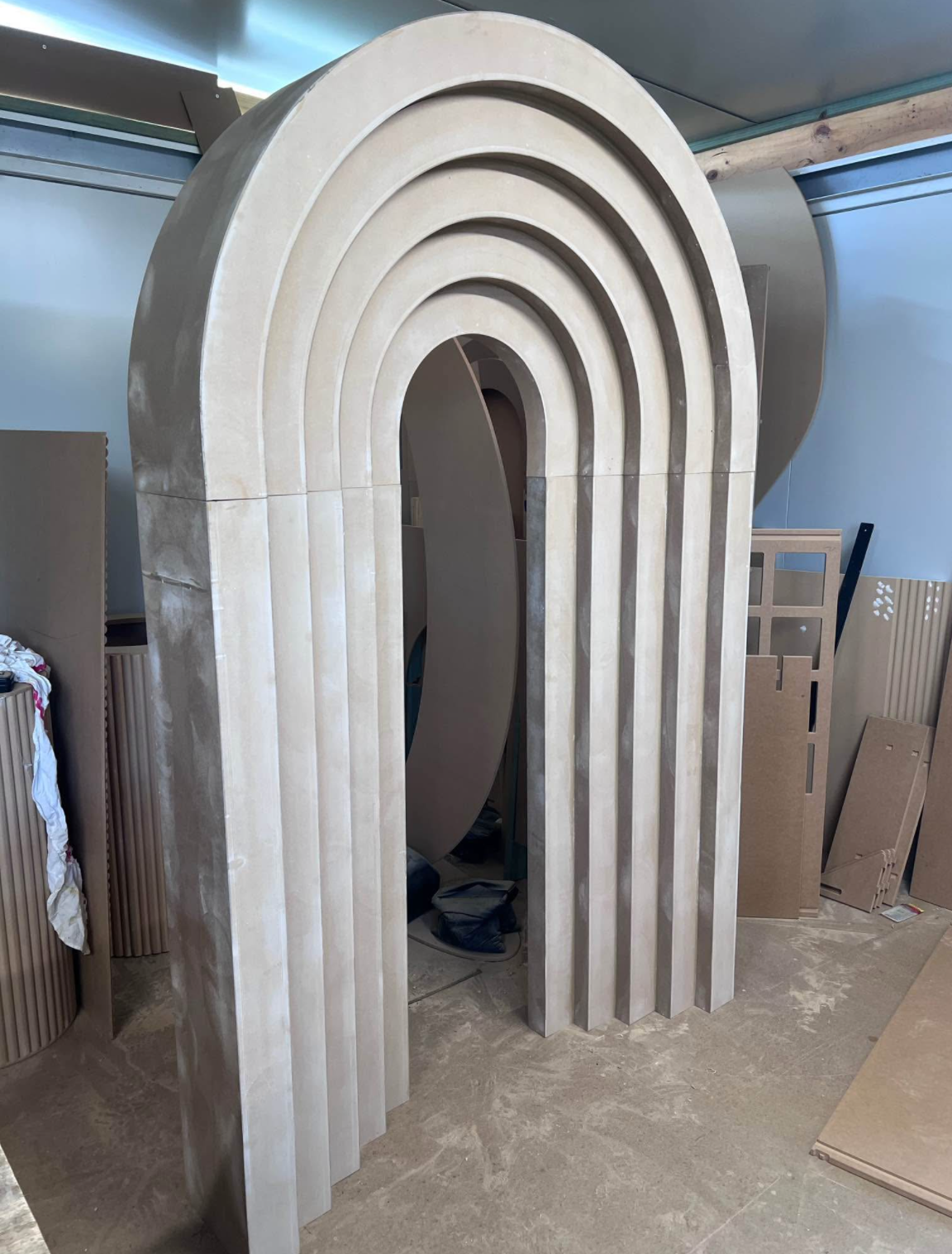 3D stepped arch backdrop (Arch top)