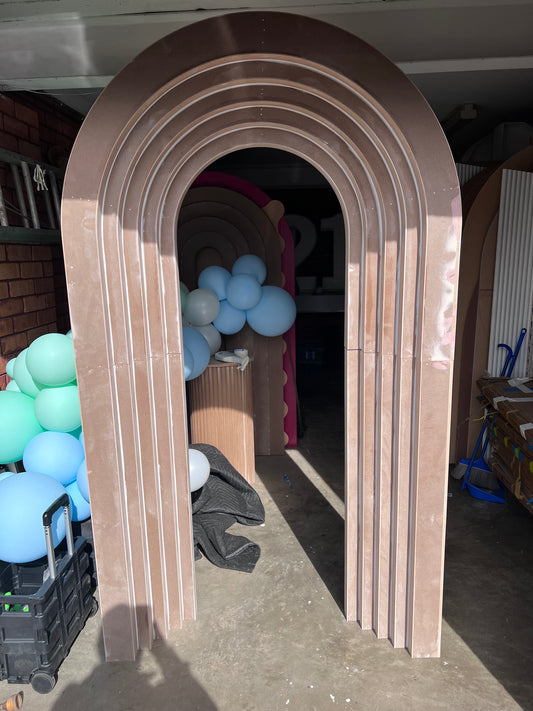 3D stepped arch backdrop (Arch top)